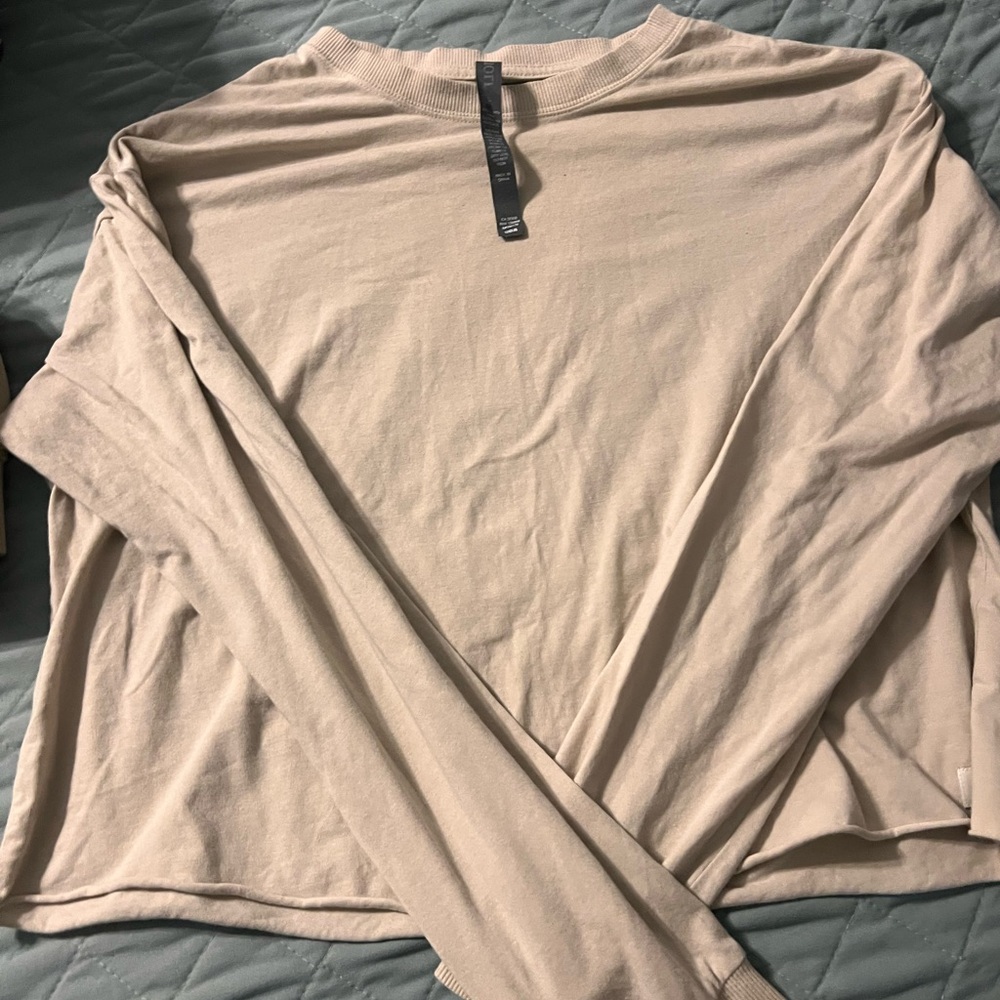 Vuori Cream Long Sleeve Top